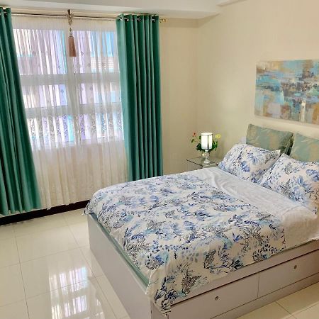 Chillax Studio 101 Newport Boulevard Manila Exterior foto