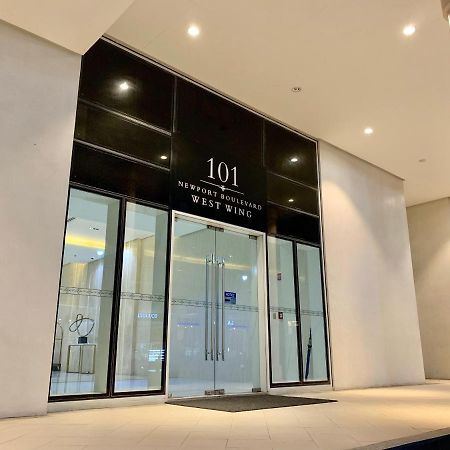 Chillax Studio 101 Newport Boulevard Manila Exterior foto