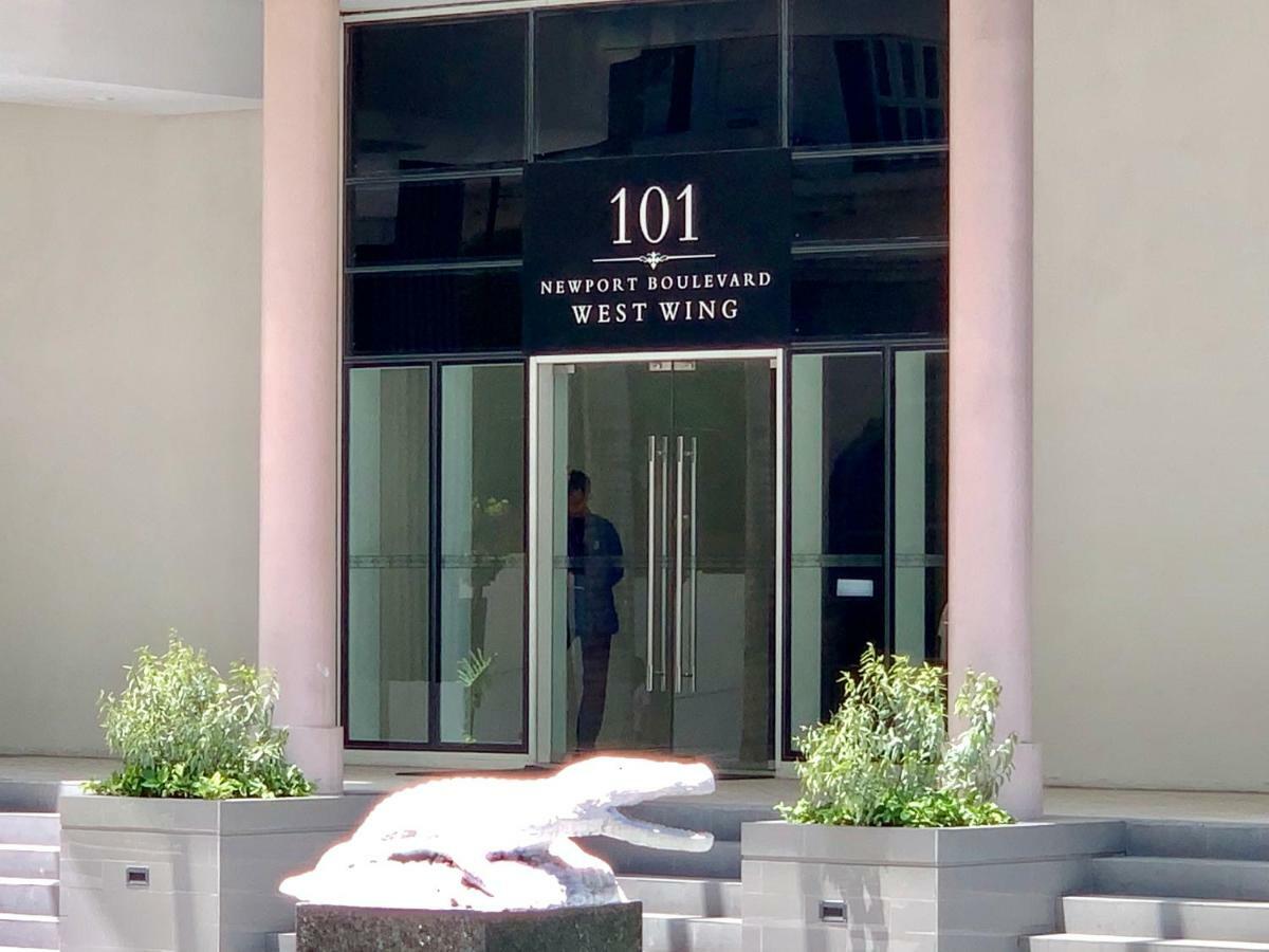 Chillax Studio 101 Newport Boulevard Manila Exterior foto